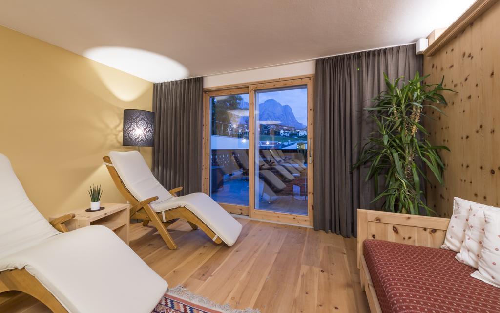 Hotel Villa Kastelruth Екстериор снимка